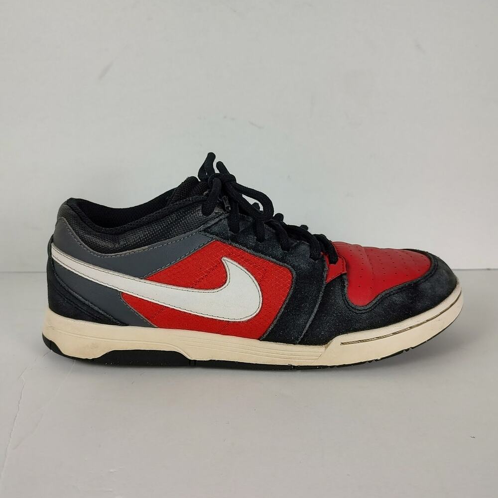 Nike Mogan Low 2 red/black streetwear skater sneakers youth 6 / womens 7.5